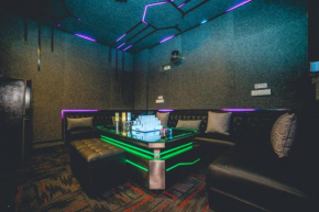 1Tebrau Entertainment Stay KTV Room Party 2BR by Our Stay